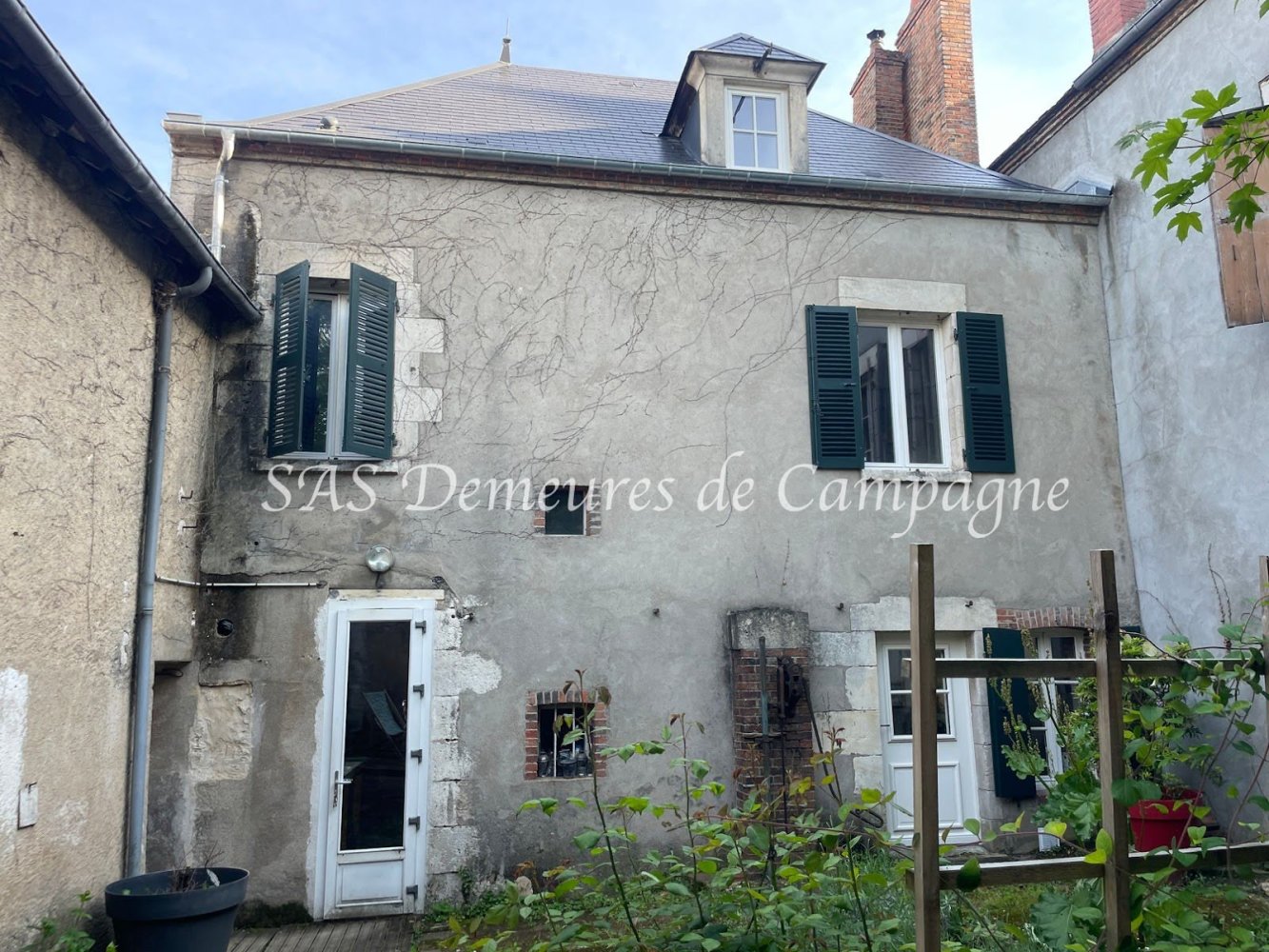Casa de 4 dormitorios en Saint-Satur, France No. 63529