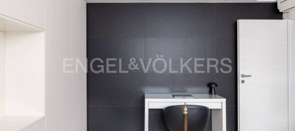 Вилла с 4 спальнями в Испра, Италия № 310012 8