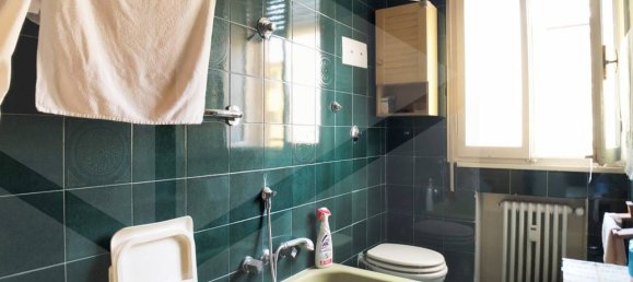 2 rooms Apartment in Casalecchio di Reno, Italy No. 17543 4