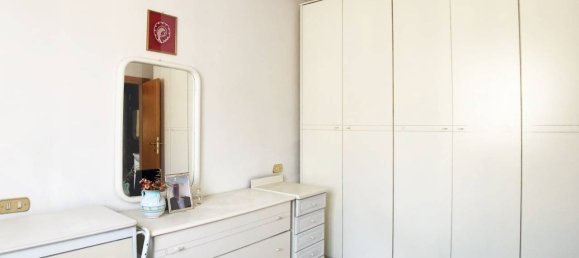 2 rooms Apartment in Casalecchio di Reno, Italy No. 17543 8