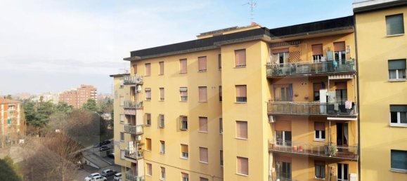 2 rooms Apartment in Casalecchio di Reno, Italy No. 17543 16