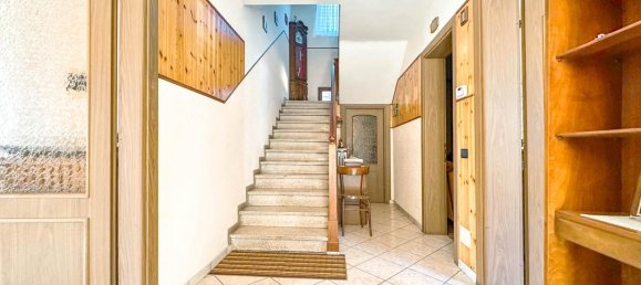 6-salle Maison à Borgosesia, Italy No. 238173 9