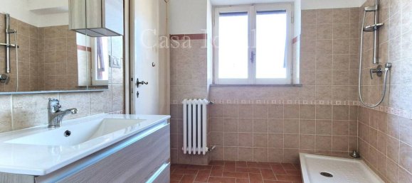 3 bedrooms Apartment in Sant'Oreste, Italy No. 77328 17