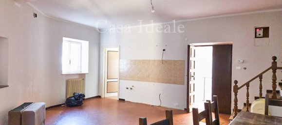 3 bedrooms Apartment in Sant'Oreste, Italy No. 77328 6