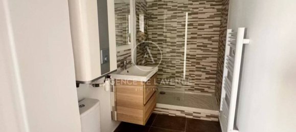 1 bedroom Apartment in La Seyne-sur-Mer, France No. 319251 4