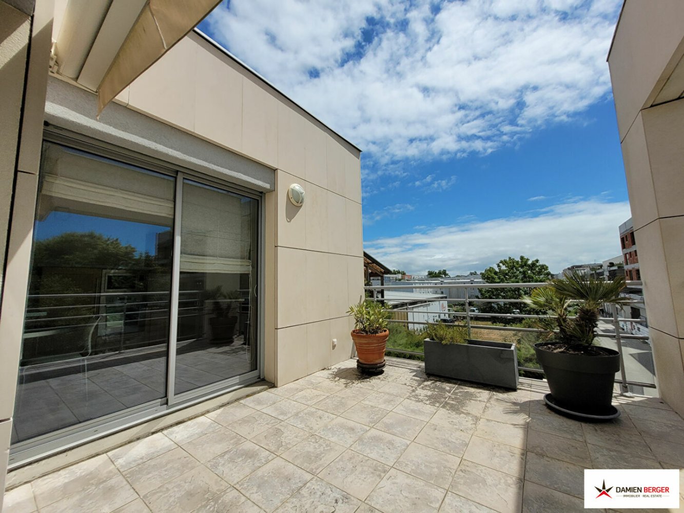 2 bedrooms Apartment in La Rochelle, France No. 110460