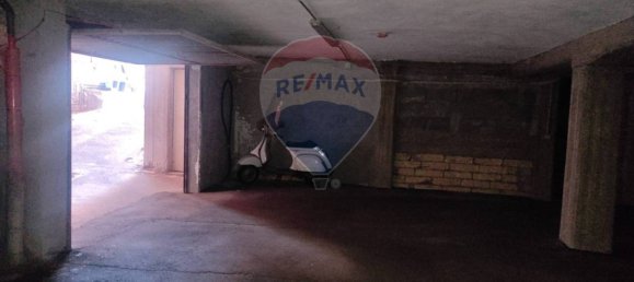 Garaje en Misterbianco, Italy 36 m² No. 375238 5