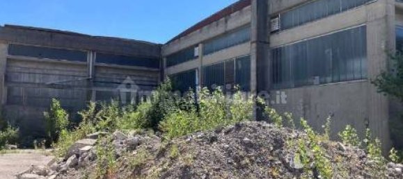 3 rooms Warehouse in Merate, Italy No. 207467 2