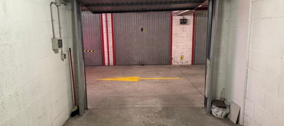 16m² Garage in Rome, Italy No. 24978 14