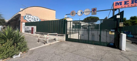 16m² Garage in Rome, Italy No. 24978 4