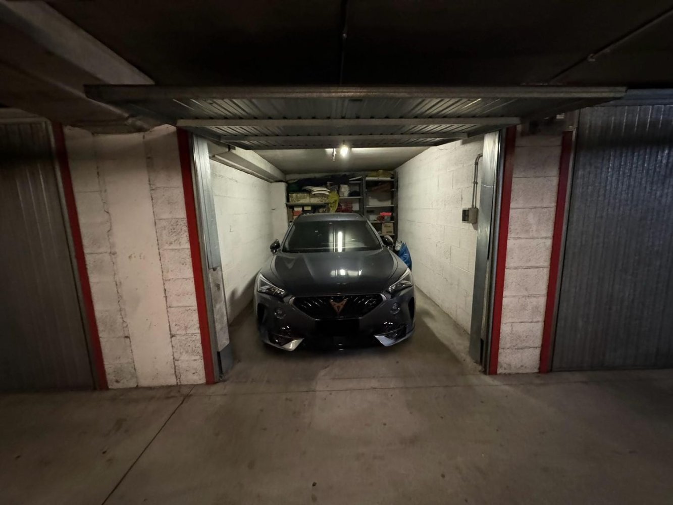 16m² Garage in Rome, Italy No. 24978
