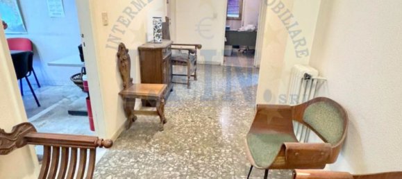6 rooms Apartment in Catania, Italy No. 296627 3