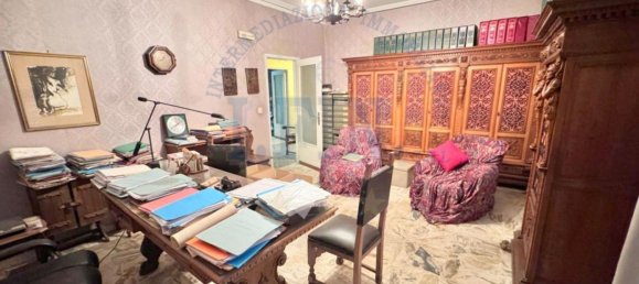 6 rooms Apartment in Catania, Italy No. 296627 4