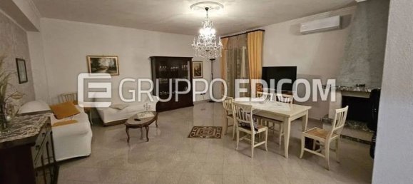 5-salle Appartement à Cutro, Italy No. 286360 3
