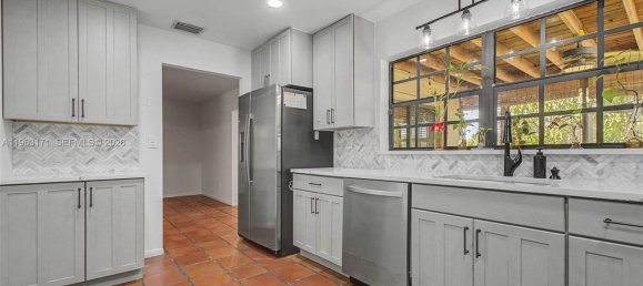 4 bedrooms Villa for sale in Miami, Miami-Dade, Florida, USA № 614340 14