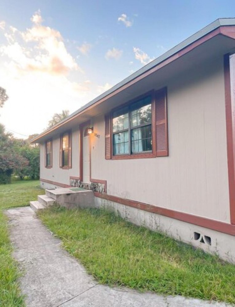 3 bedrooms House in Jupiter, USA No. 435111