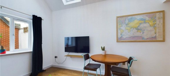 1 bedroom House in London, United Kingdom No. 7686 15