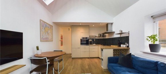 1 bedroom House in London, United Kingdom No. 7686 10