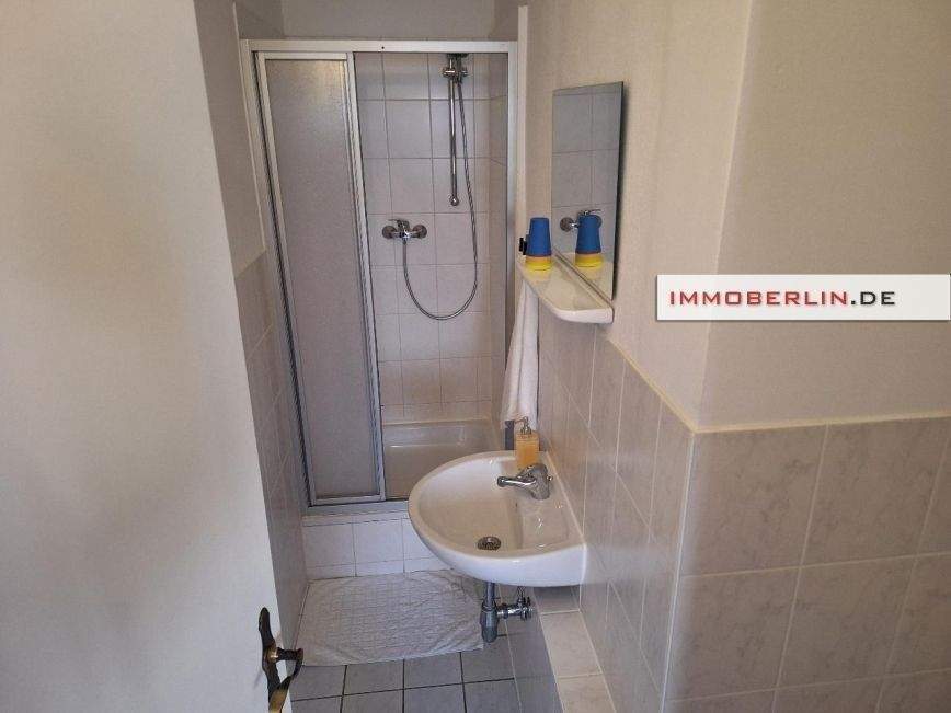 Apartamento de 4 habitaciónes en Friedrichshain, Germany No. 351424