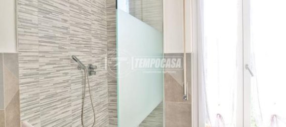 3 rooms Apartment in Novara, Italy No. 38912 2