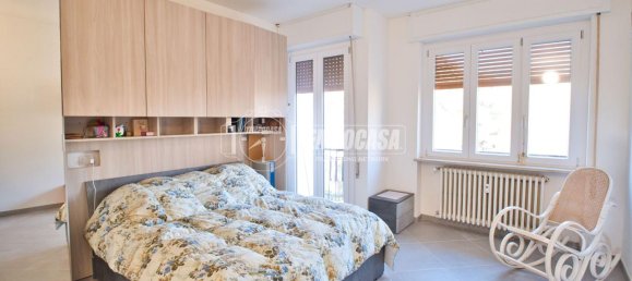 3 rooms Apartment in Novara, Italy No. 38912 25