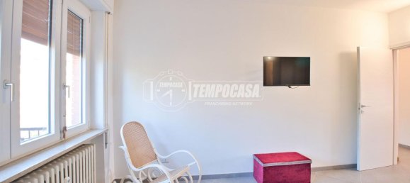 3 rooms Apartment in Novara, Italy No. 38912 11