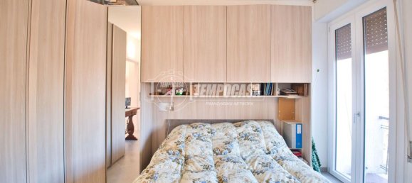 3 rooms Apartment in Novara, Italy No. 38912 10