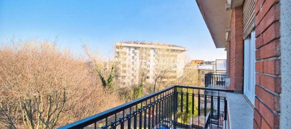 3 rooms Apartment in Novara, Italy No. 38912 18