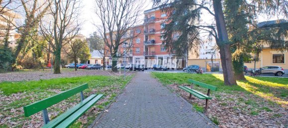 3 rooms Apartment in Novara, Italy No. 38912 23