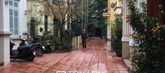 4 bedrooms Apartment in Tay Ho, Vietnam No. 3045 9