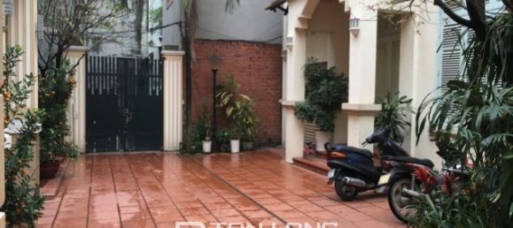 4 bedrooms Apartment in Tay Ho, Vietnam No. 3045 10