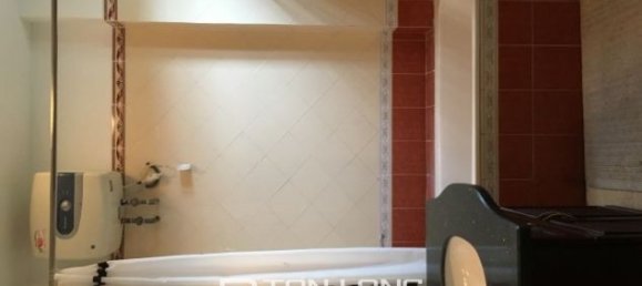 4 bedrooms Apartment in Tay Ho, Vietnam No. 3045 7