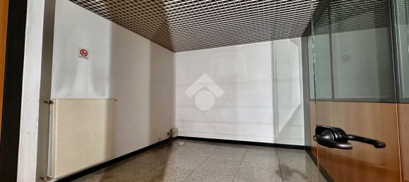 Oficina en Udine, Italy 475 m² No. 347443 8