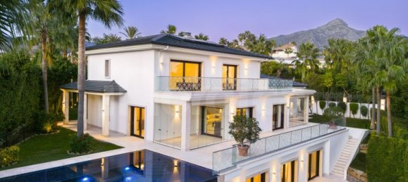 5 Schlafzimmer Villa in Marbella, Spain, Nr. 111164 25