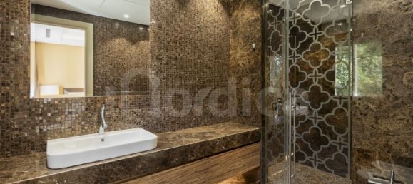 5 Schlafzimmer Villa in Marbella, Spain, Nr. 111164 13