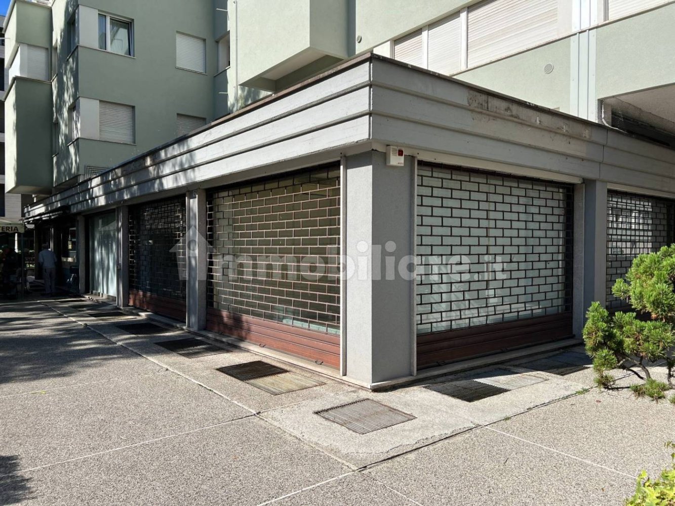 5-Zimmer Gewerbliche Immobilie in Trento, Italy, Nr. 331230