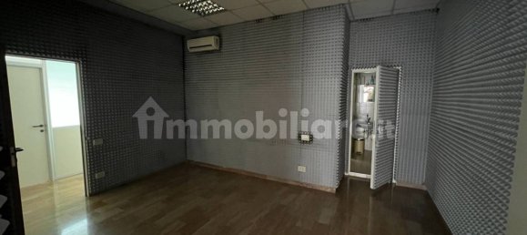 5-Zimmer Gewerbliche Immobilie in Trento, Italy, Nr. 331230 5
