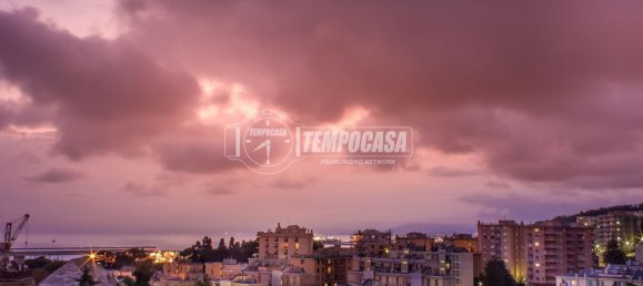 Entrepôt à Genoa, Italy 335m² No. 342959 14