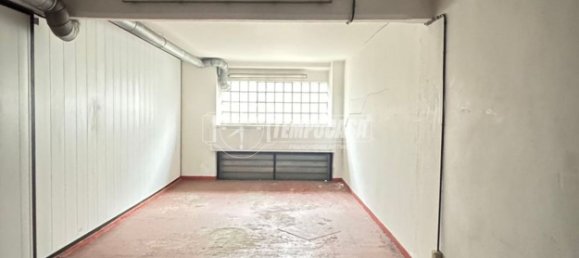 Entrepôt à Genoa, Italy 335m² No. 342959 7