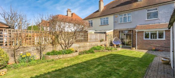 3 bedrooms House in Bognor Regis, United Kingdom No. 10745 4