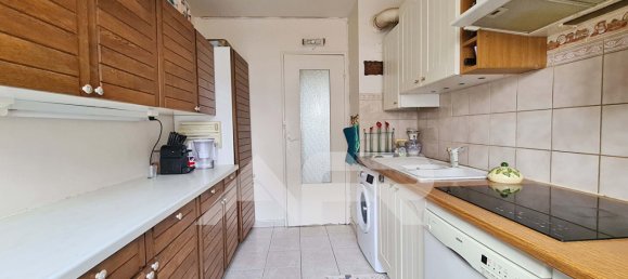 3 bedrooms Apartment in Chatou, France No. 163138 9