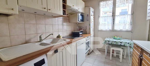 3 bedrooms Apartment in Chatou, France No. 163138 13