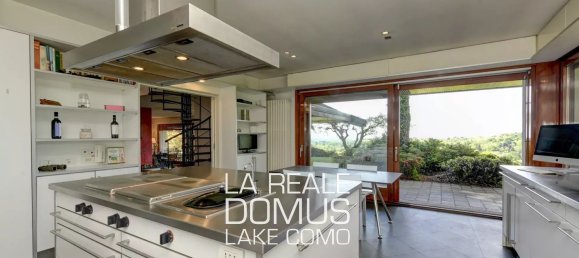 22 rooms Villa in San Fermo della Battaglia, Italy No. 56617 26