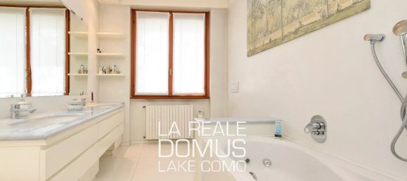 22 rooms Villa in San Fermo della Battaglia, Italy No. 56617 41