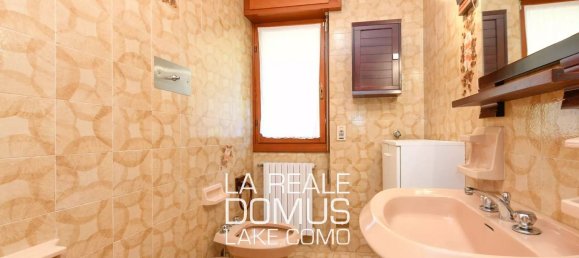 22 rooms Villa in San Fermo della Battaglia, Italy No. 56617 8