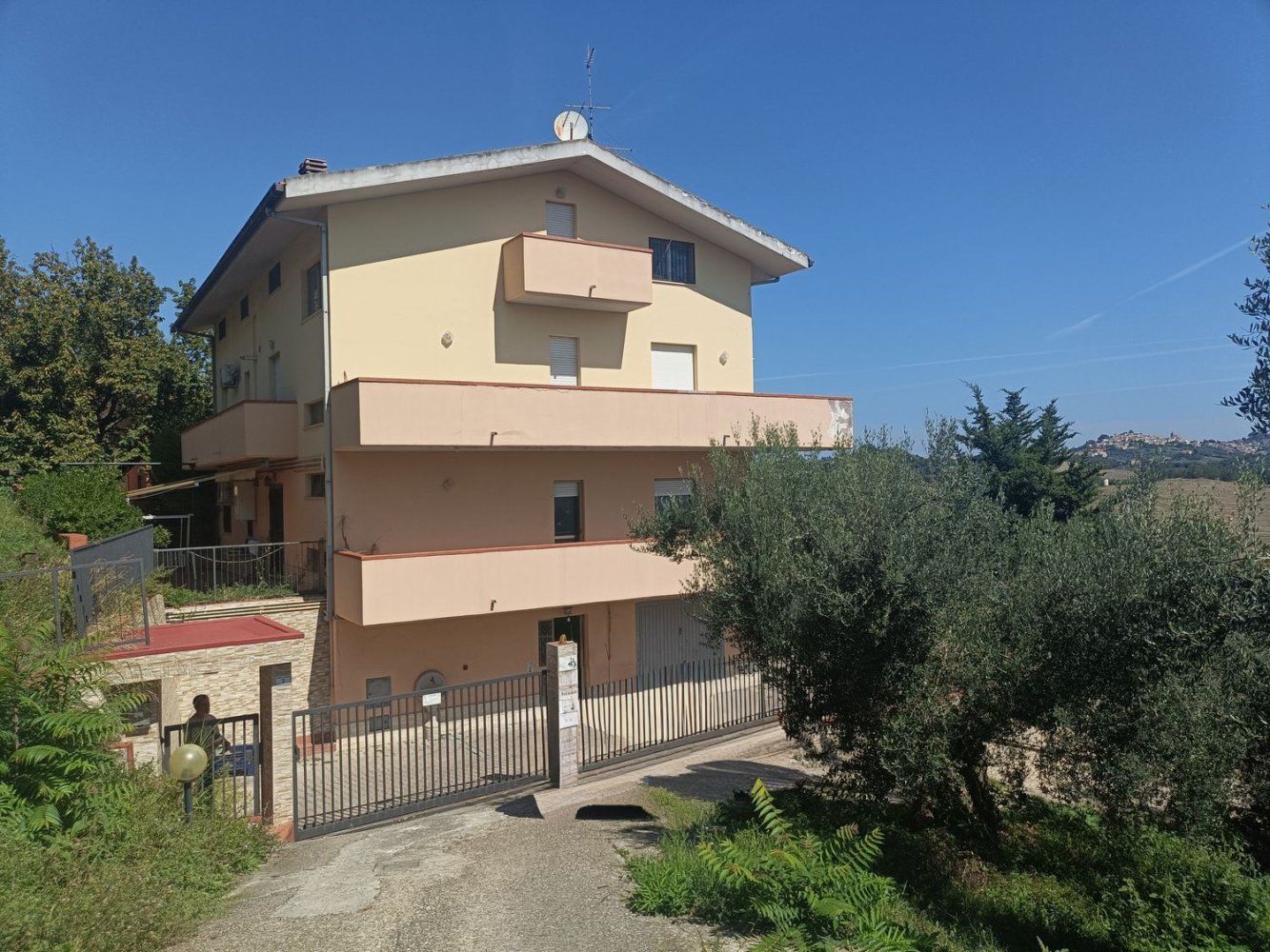 Apartamento T5 em Spoltore, Italy N.º 313248