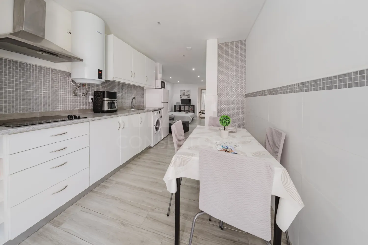 3 bedrooms Commercial property in Peniche, Portugal No. 213974