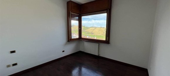 10-salle Appartement à Ancona, Italy No. 34195 6