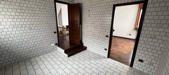 10-salle Appartement à Ancona, Italy No. 34195 5