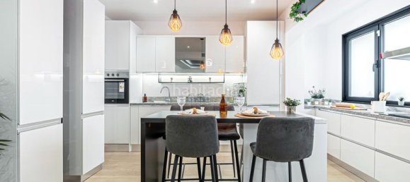 3 Schlafzimmer Wohnung in Eixample, Spain, Nr. 140036 6